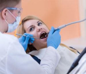 Dr. Cobb is a dentist to remove mercury fillings safely in Centerville