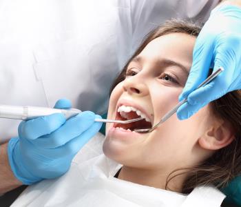 Tooth decay treatment to oral surgery from dentist in Alex Bell Dental